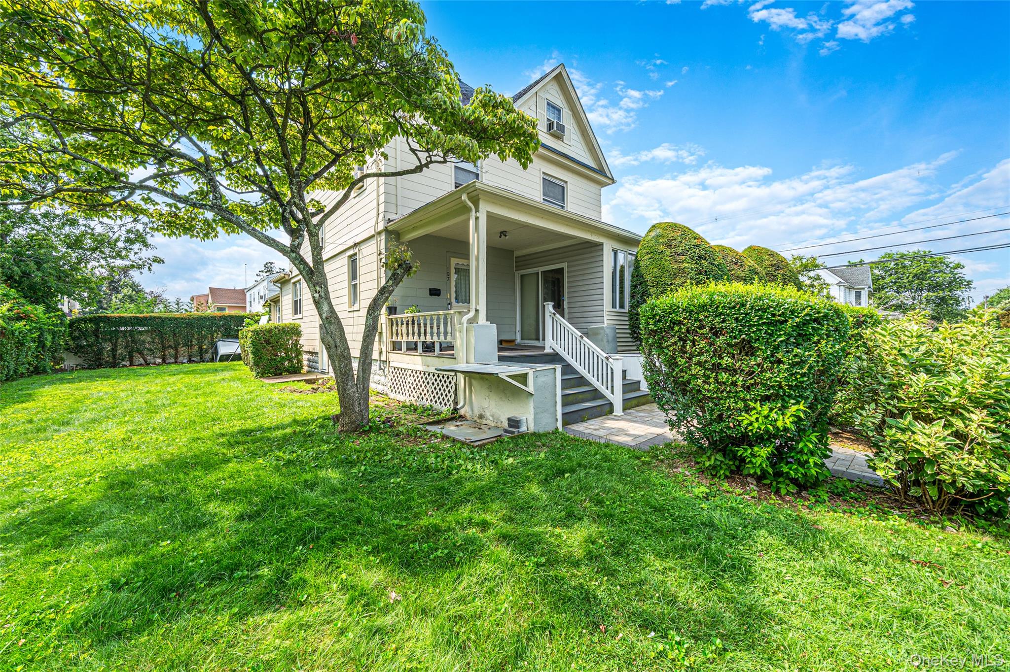 107 Whaley Street – For Sale photo 2