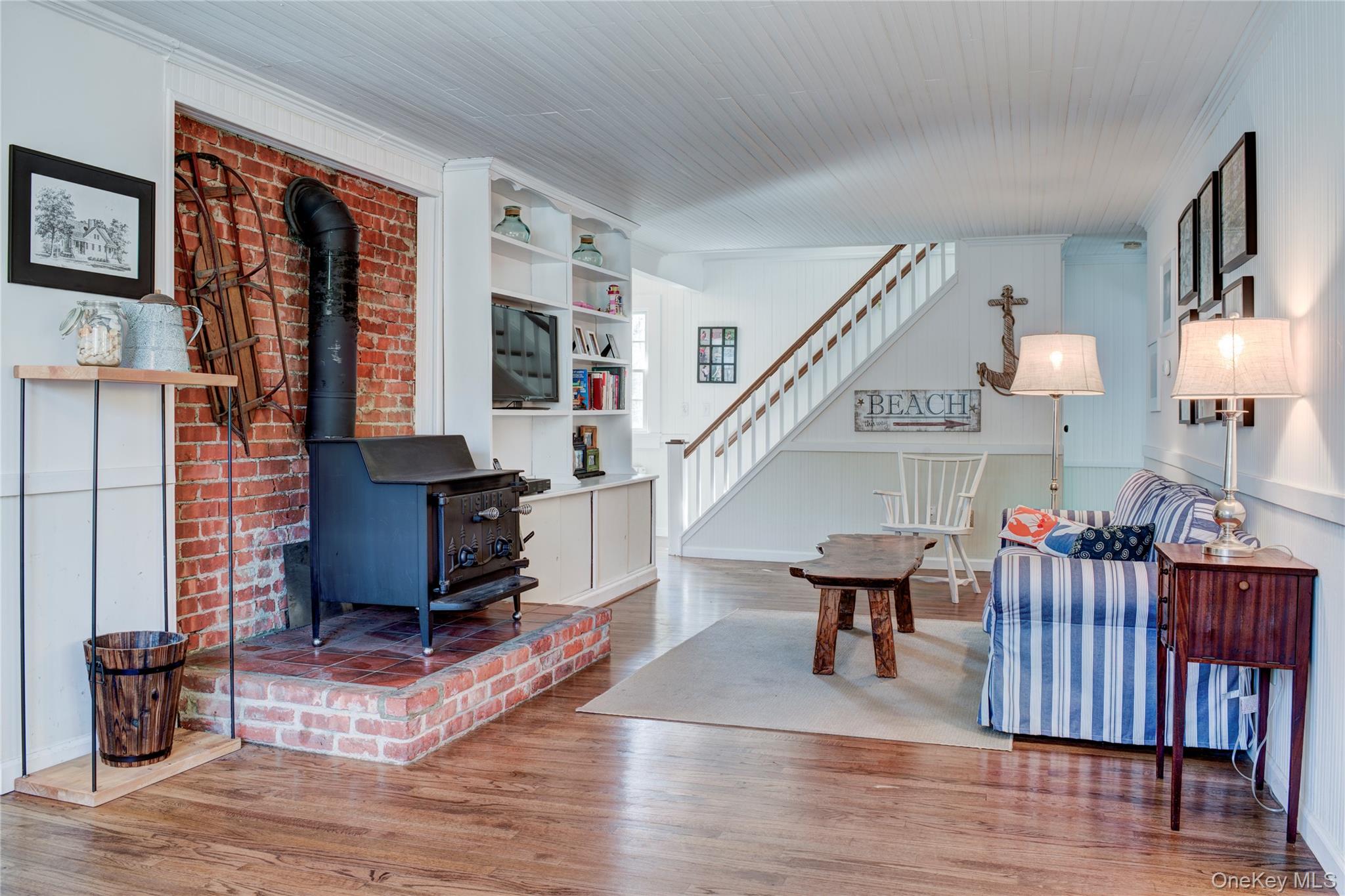5650 North Bayview Road – For Rent photo 3