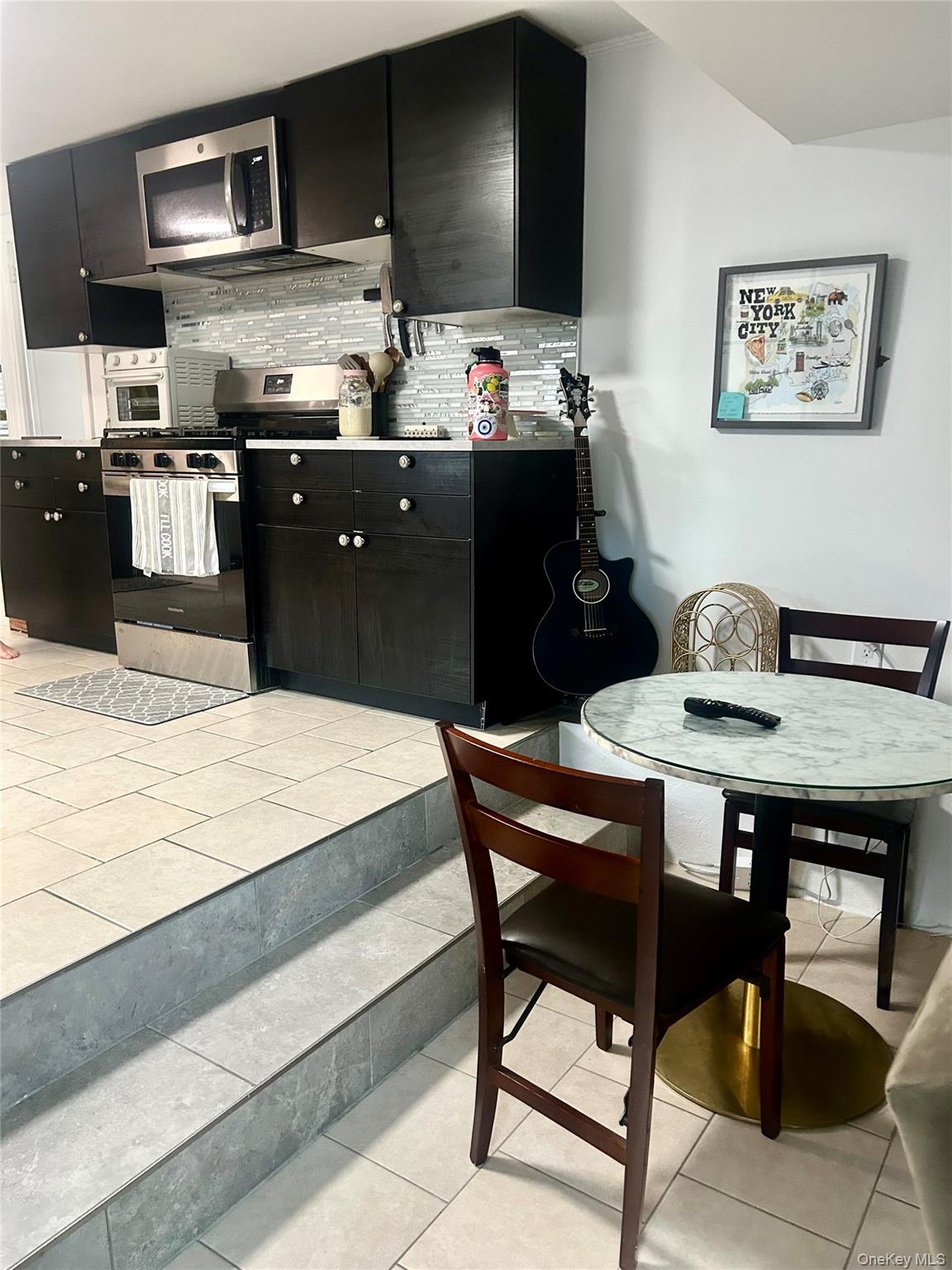 105 Mitchell Avenue, Unit Garden lev photo 13