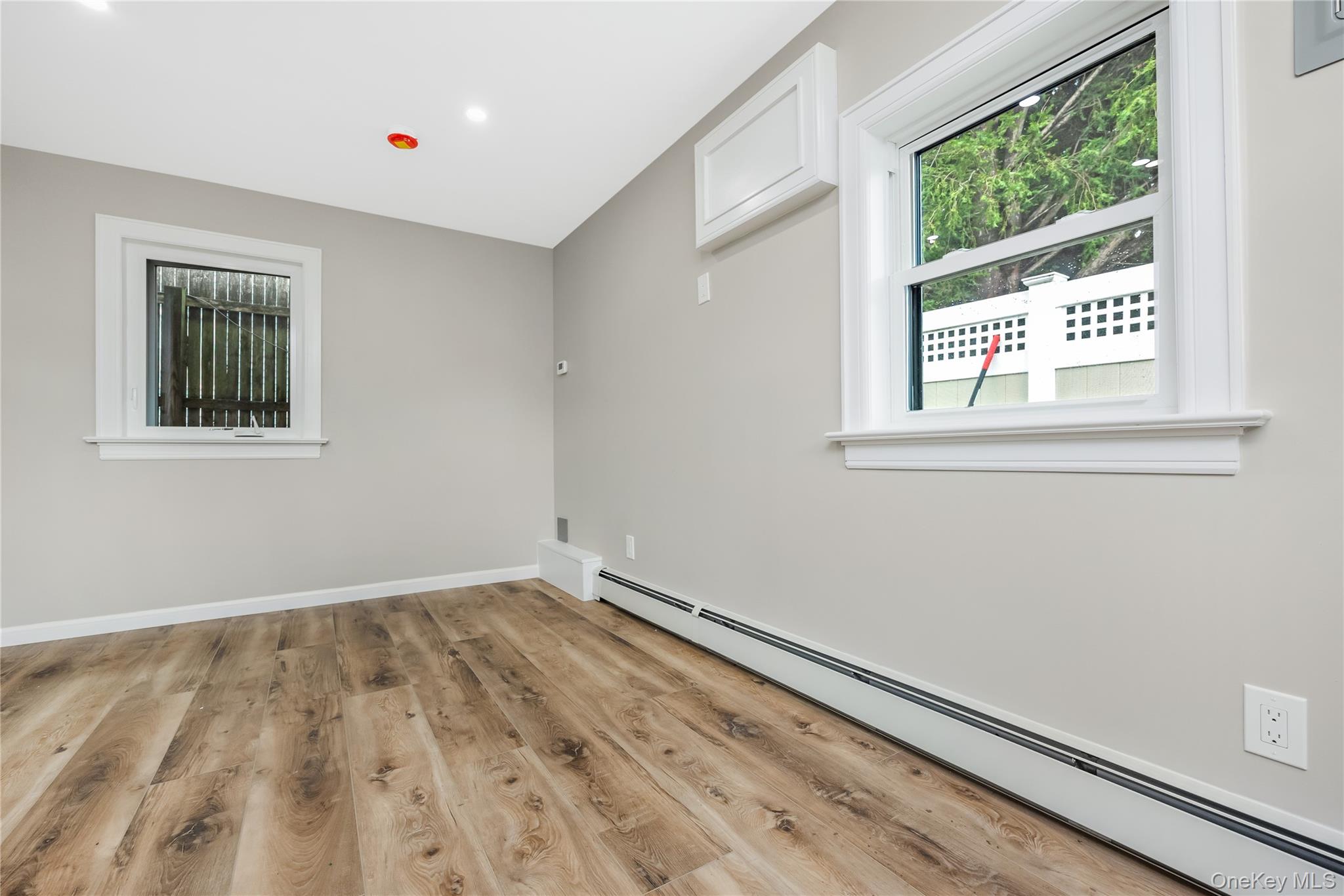 29 Tyler Street, Unit 10 photo 5