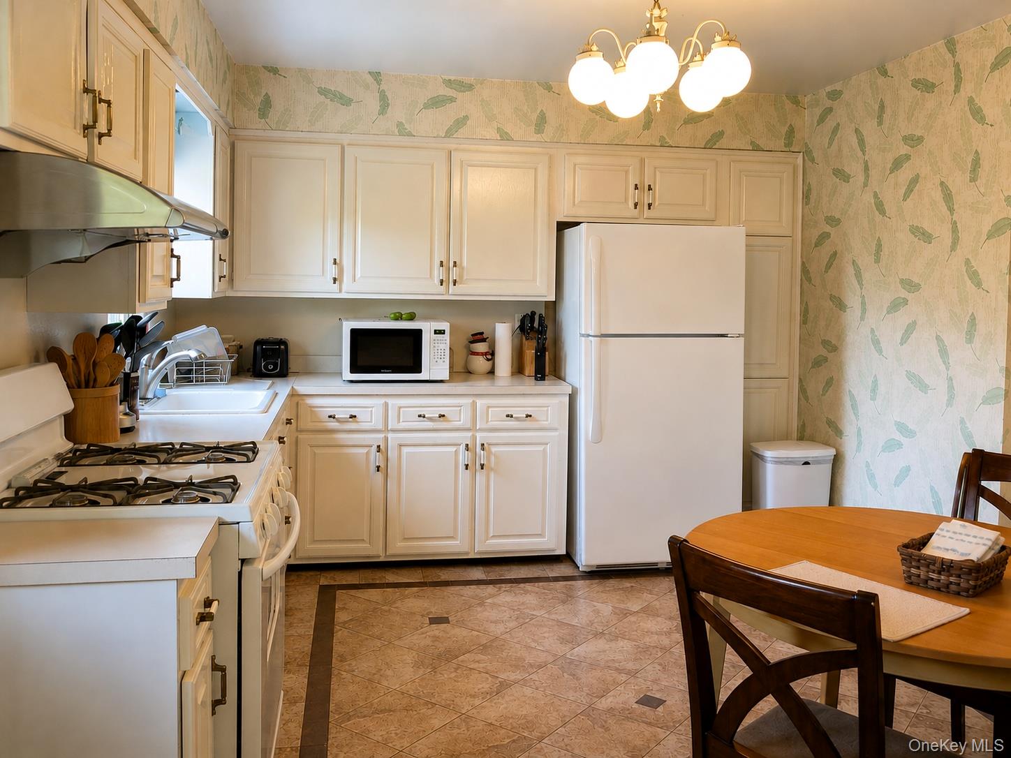 174 Waverly Road – For Rent photo 5