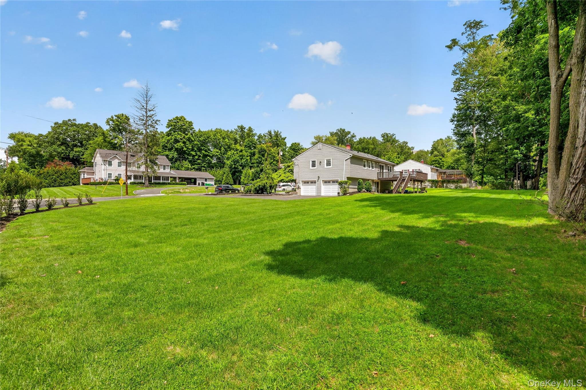 6 Linda Lane – For Sale photo 4