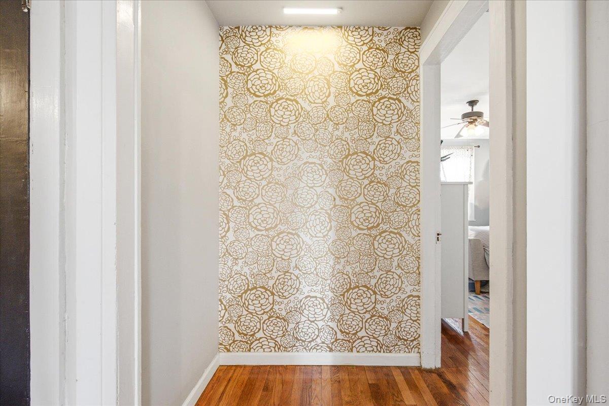 68-12 Burns Street, Unit B2 photo 20