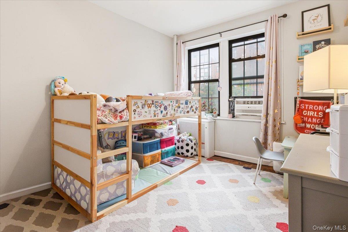 68-12 Burns Street, Unit B2 photo 26