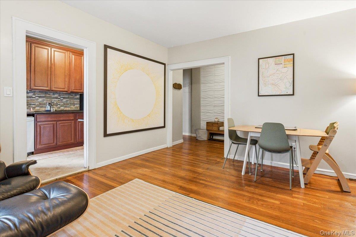 68-12 Burns Street, Unit B2 photo 7