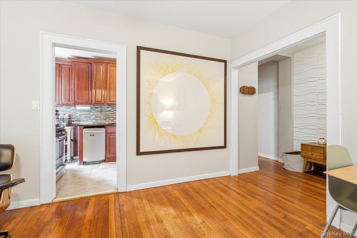 68-12 Burns Street, Unit B2 photo 14