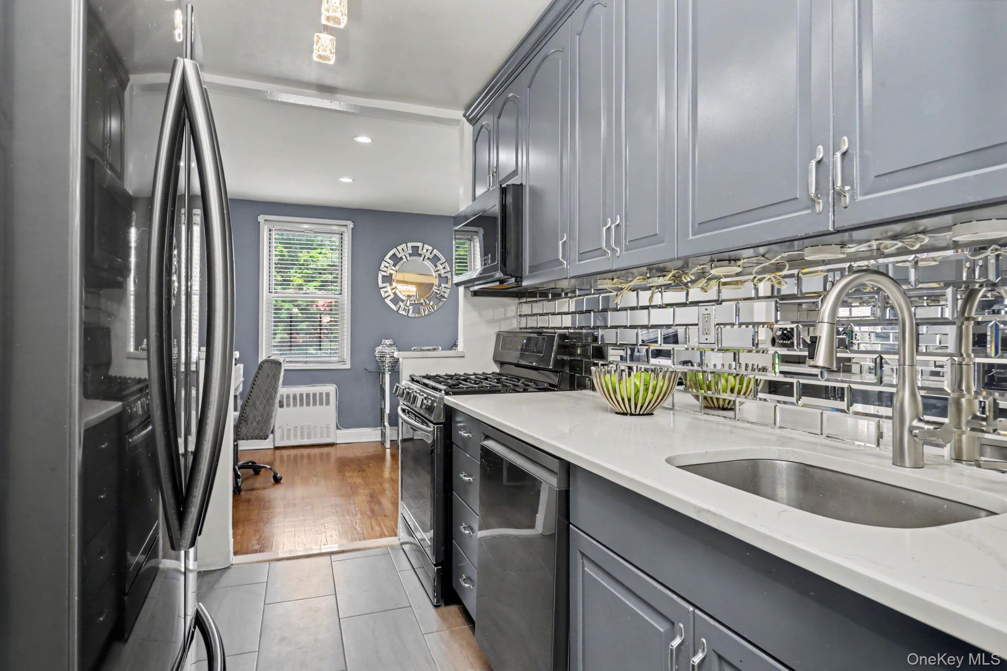 4 Sadore Lane, Unit 3B photo 14
