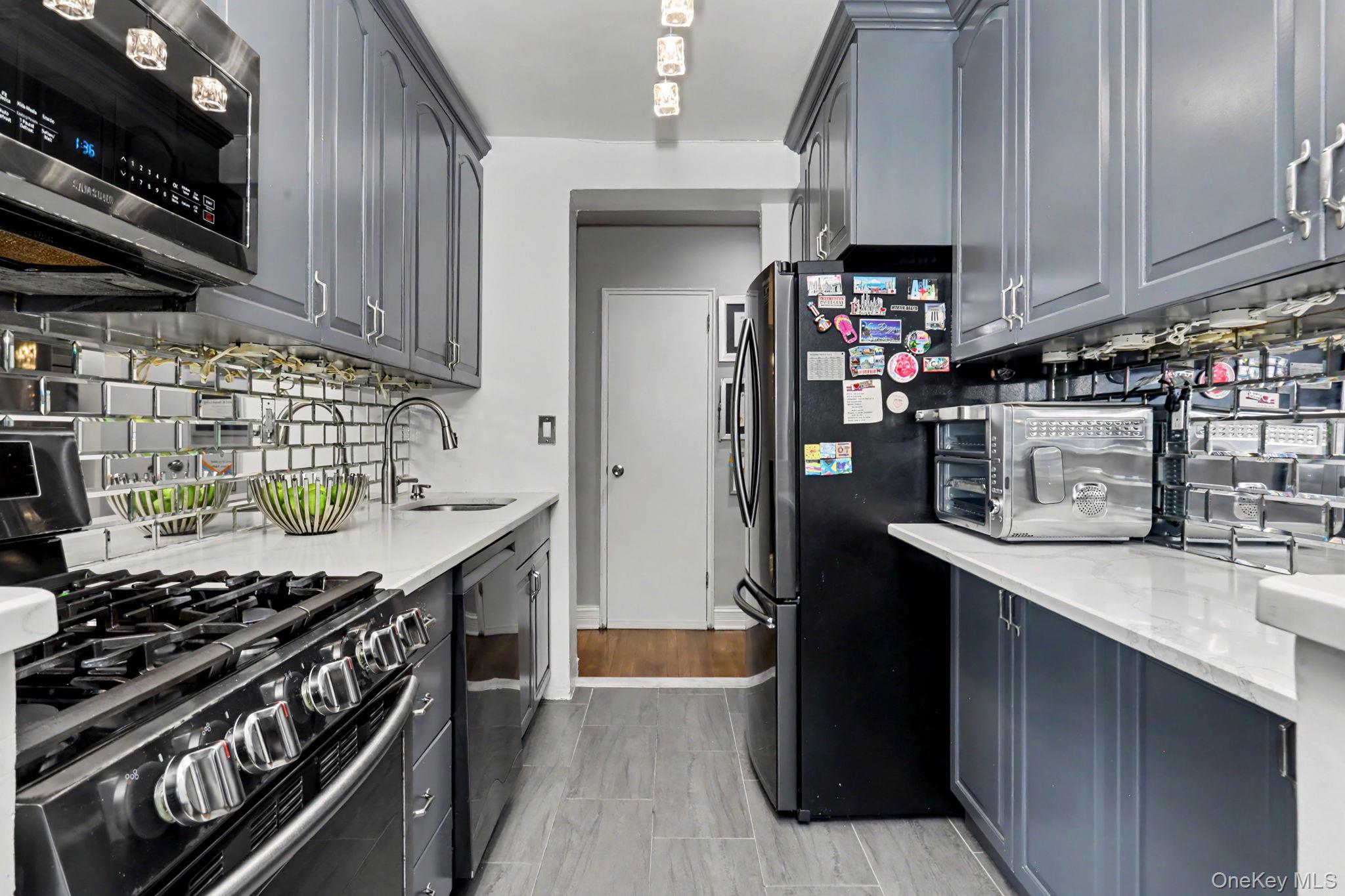 4 Sadore Lane, Unit 3B photo 19