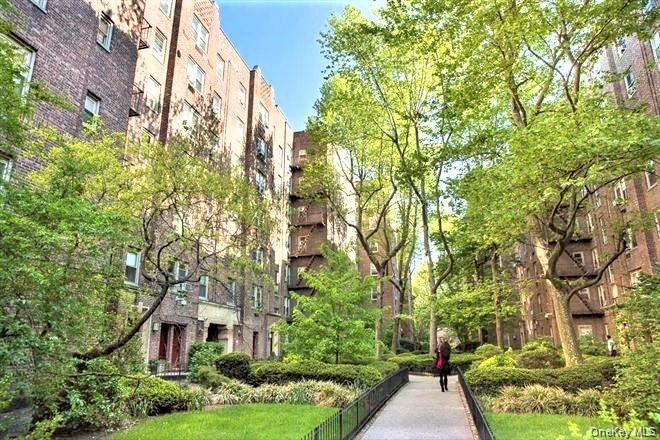 48-18 44th Street, Unit 1C photo 44