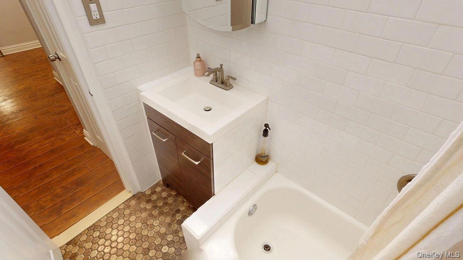 48-18 44th Street, Unit 1C photo 39