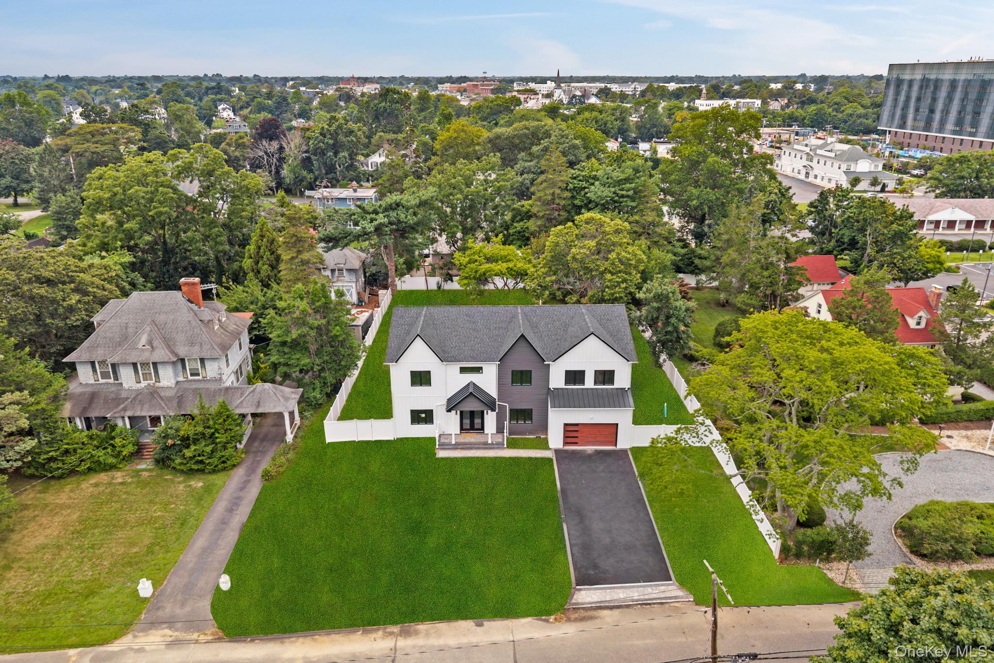 16 S Montgomery Avenue – For Sale photo 2