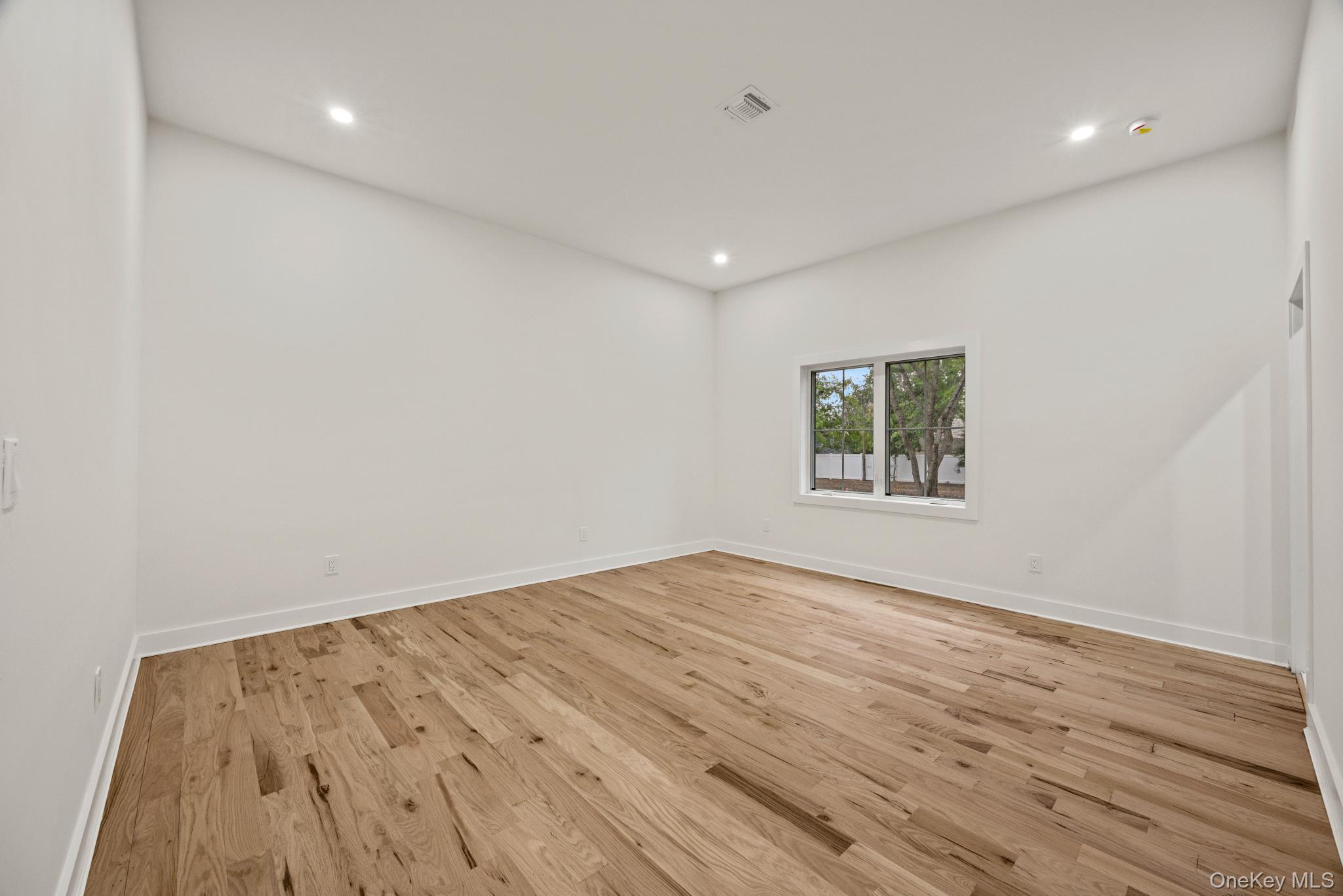 16 S Montgomery Avenue – For Sale photo 15
