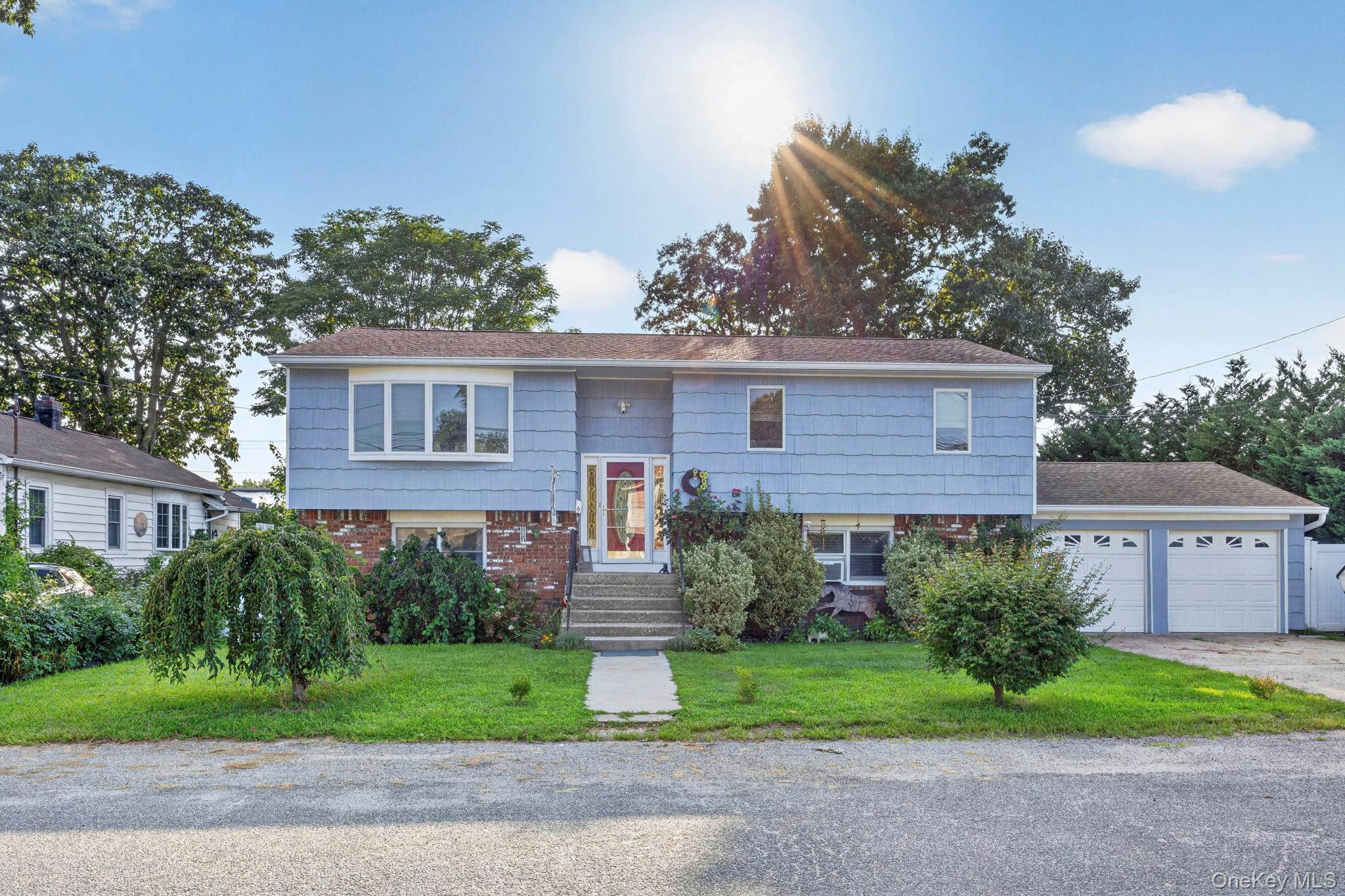 6 17th Street – For Sale