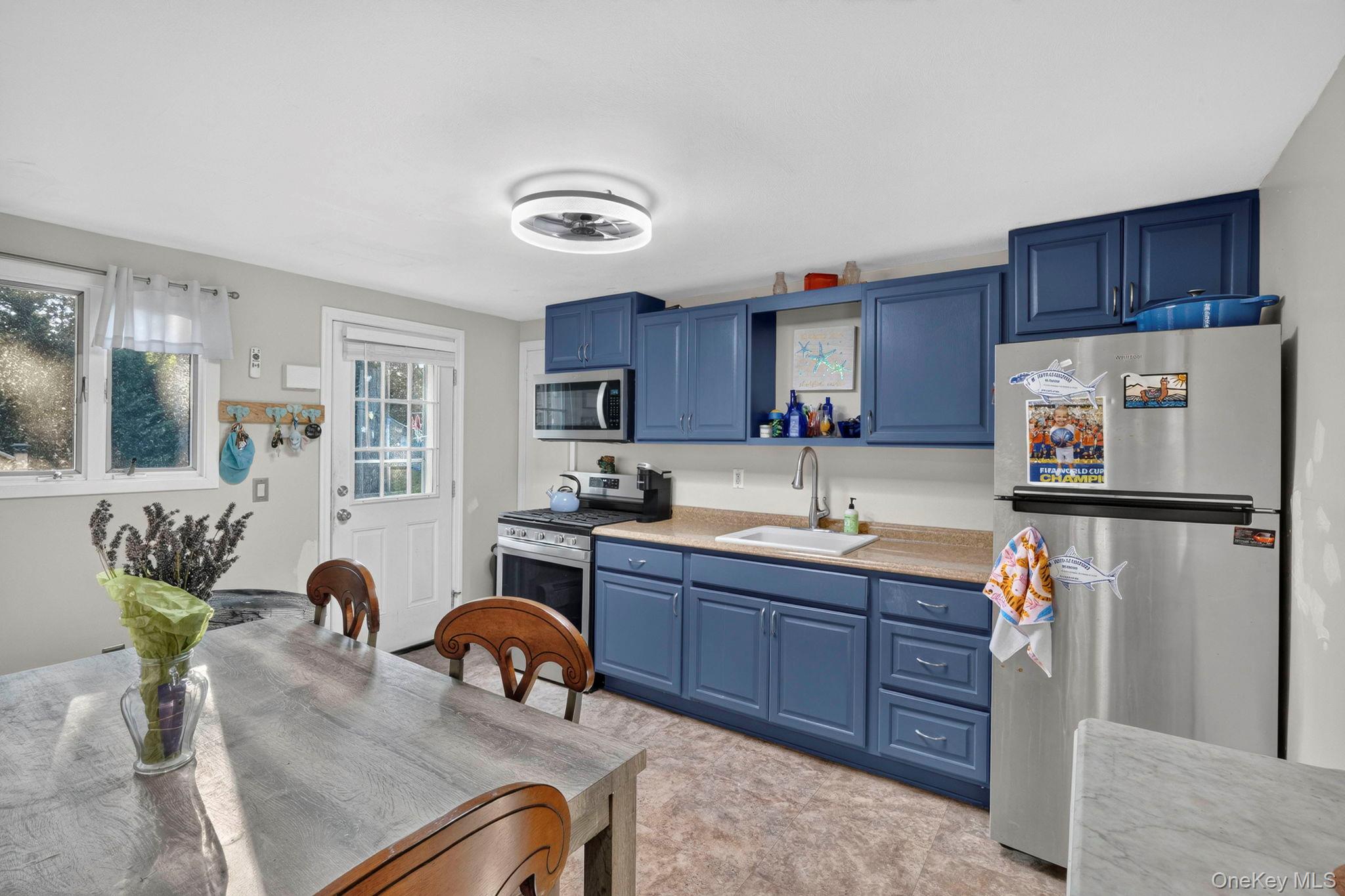 6 17th Street – For Sale photo 20