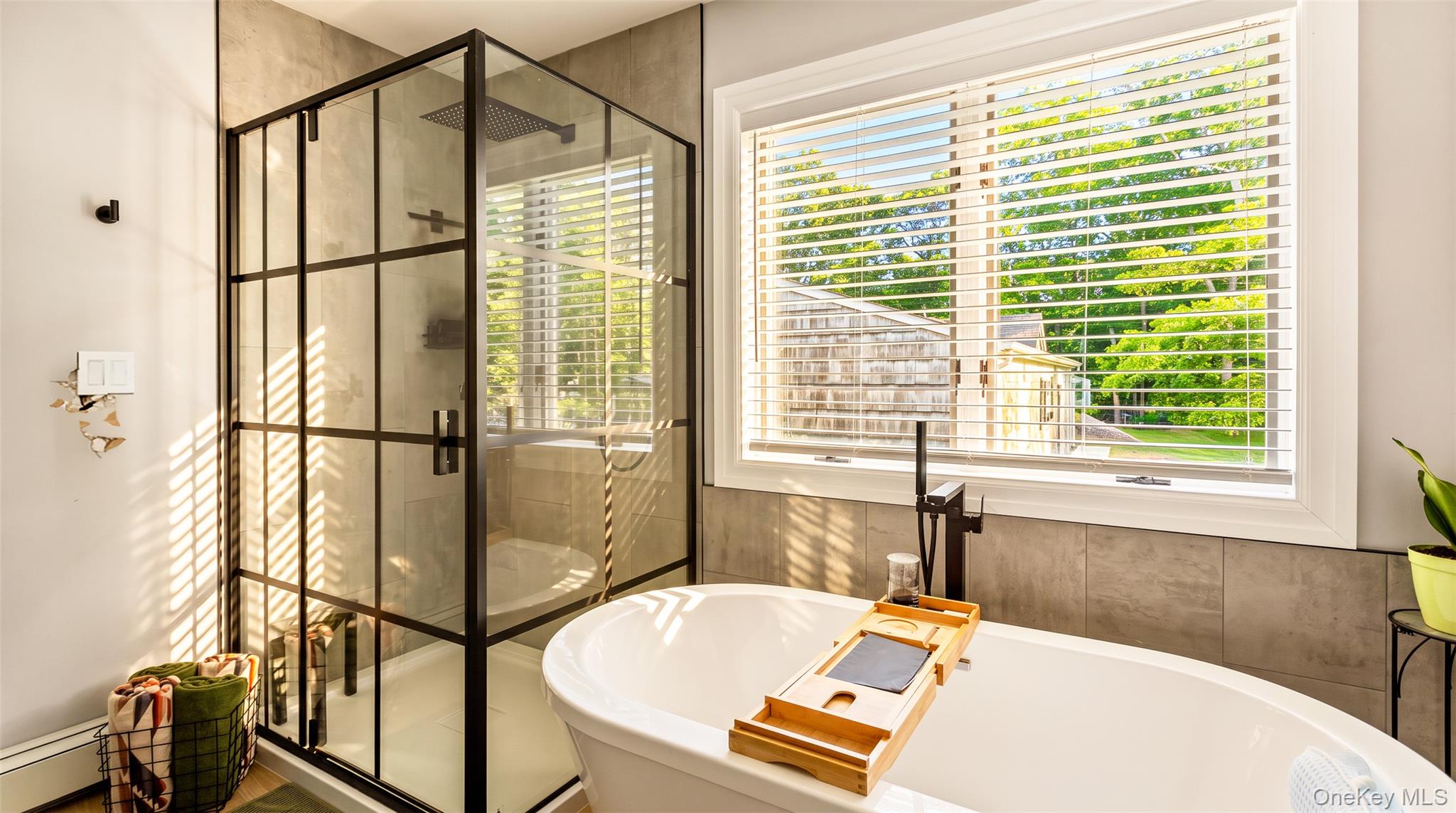 70 Beach Road – For Sale photo 14
