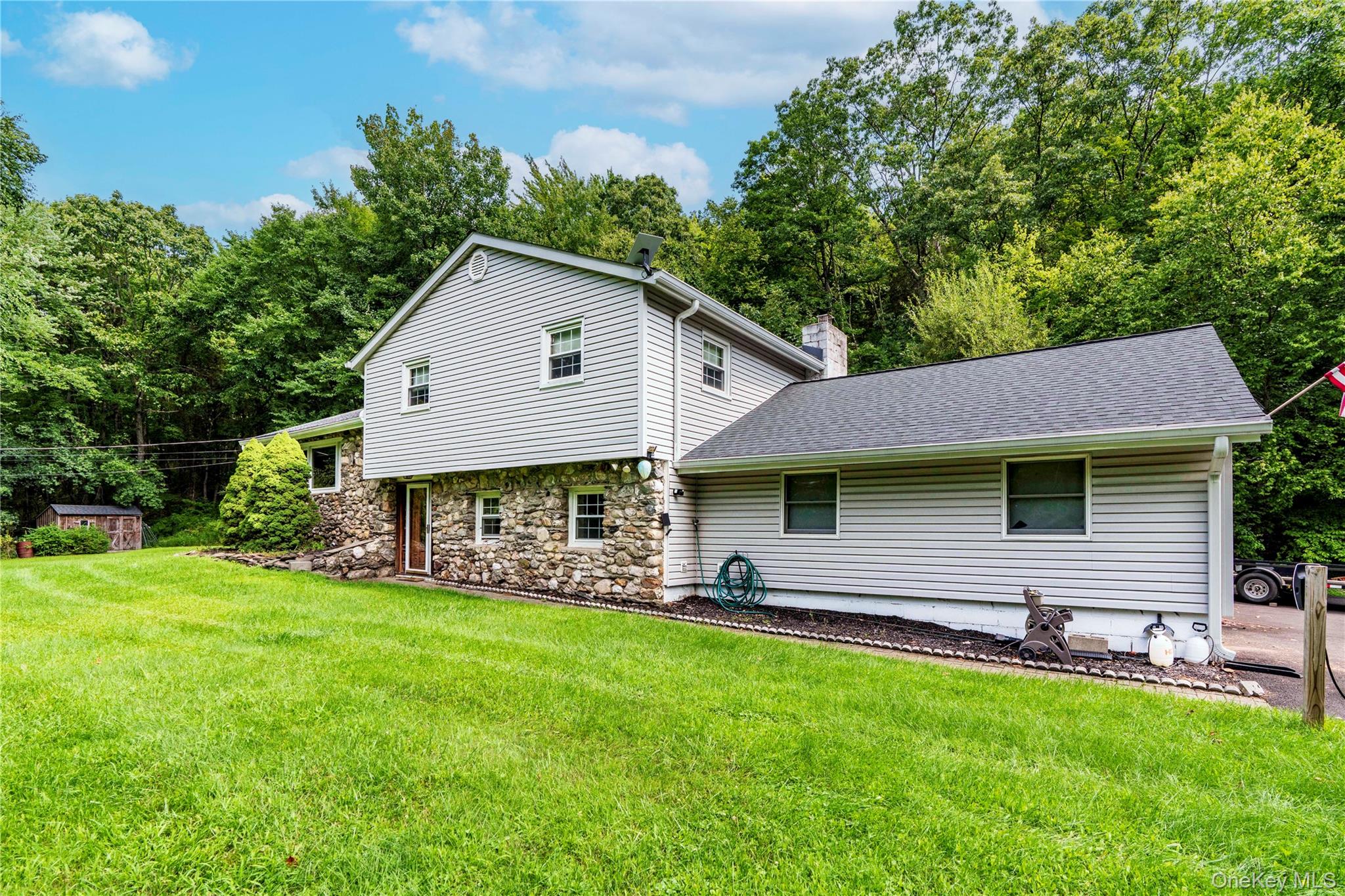 40 Bloomer Road – For Sale photo 2