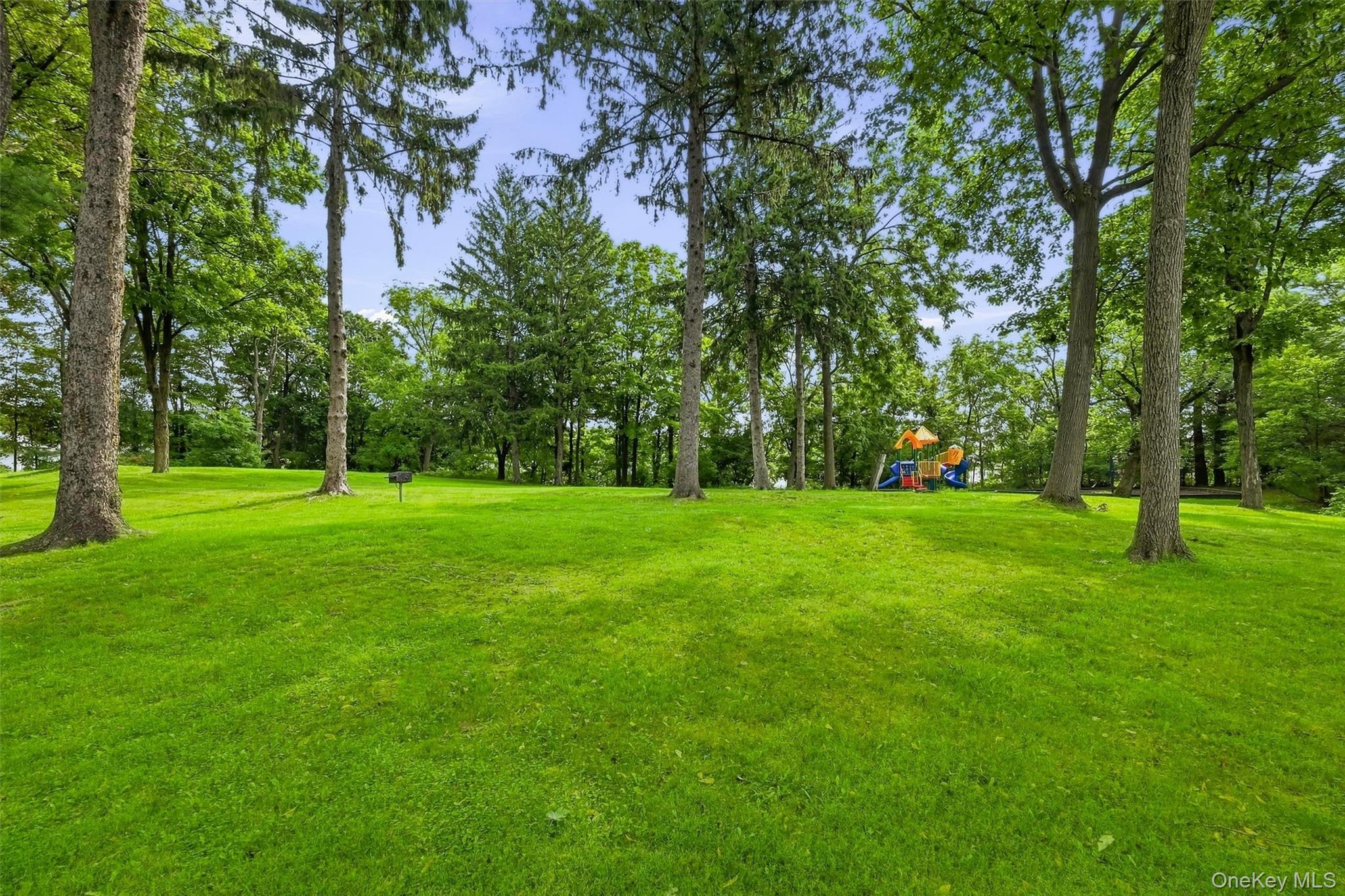 21 Taconic Street – For Sale photo 31