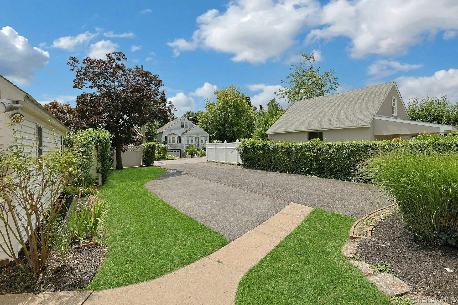 54 Bowman Avenue – For Sale photo 31
