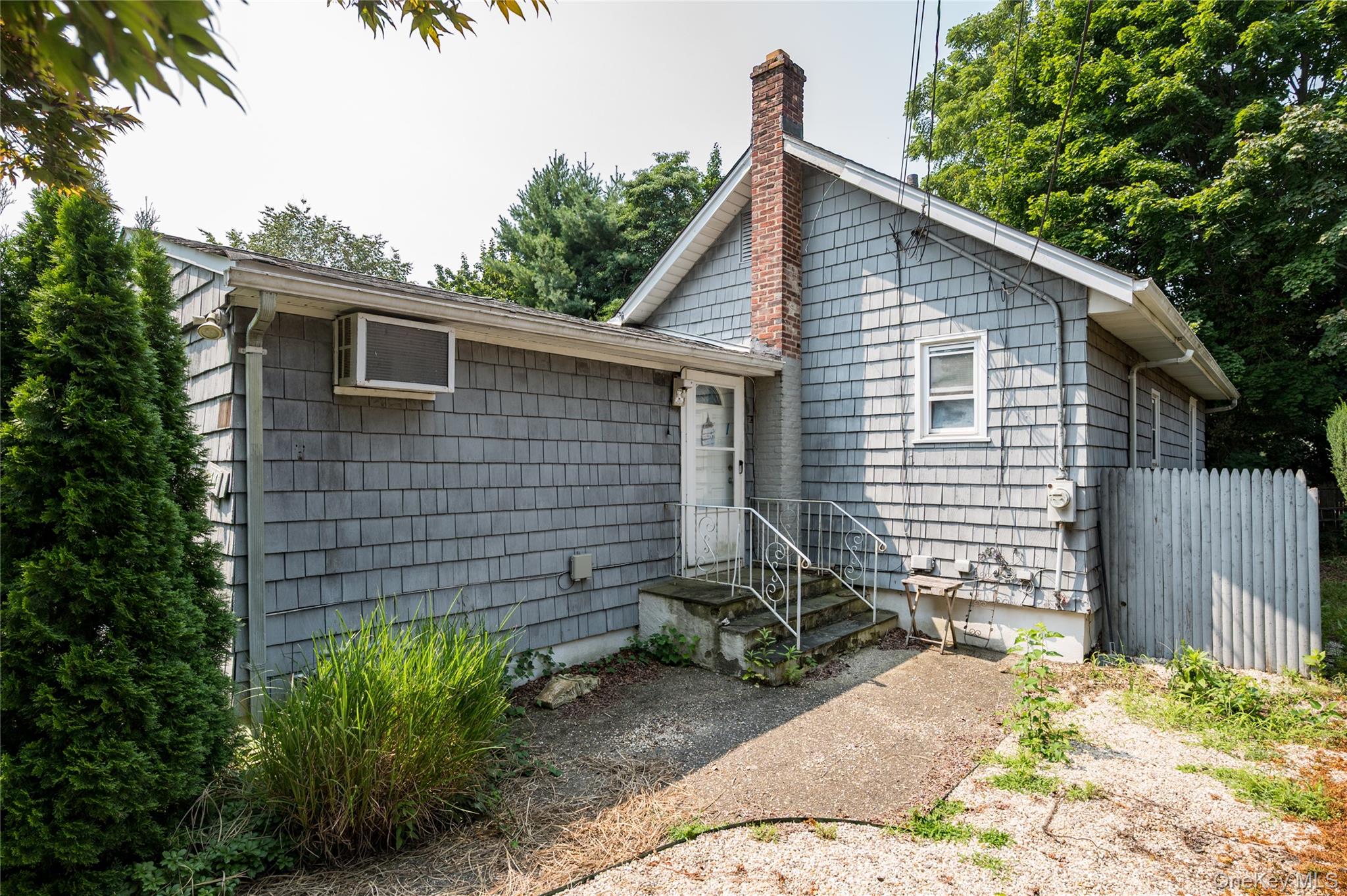 14 Marlan Court – For Sale photo 2
