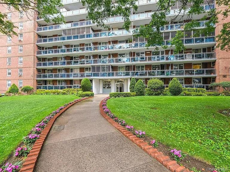 98-05 63rd Road, Unit 5E photo 14