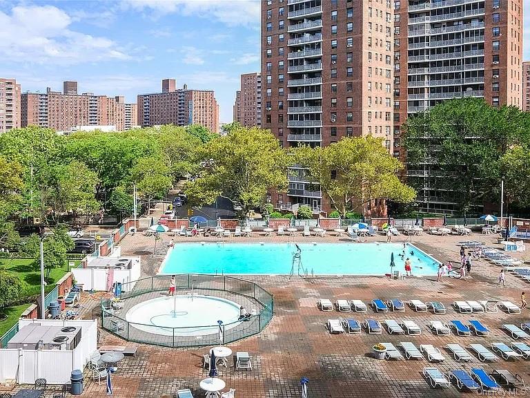 98-05 63rd Road, Unit 5E photo 13
