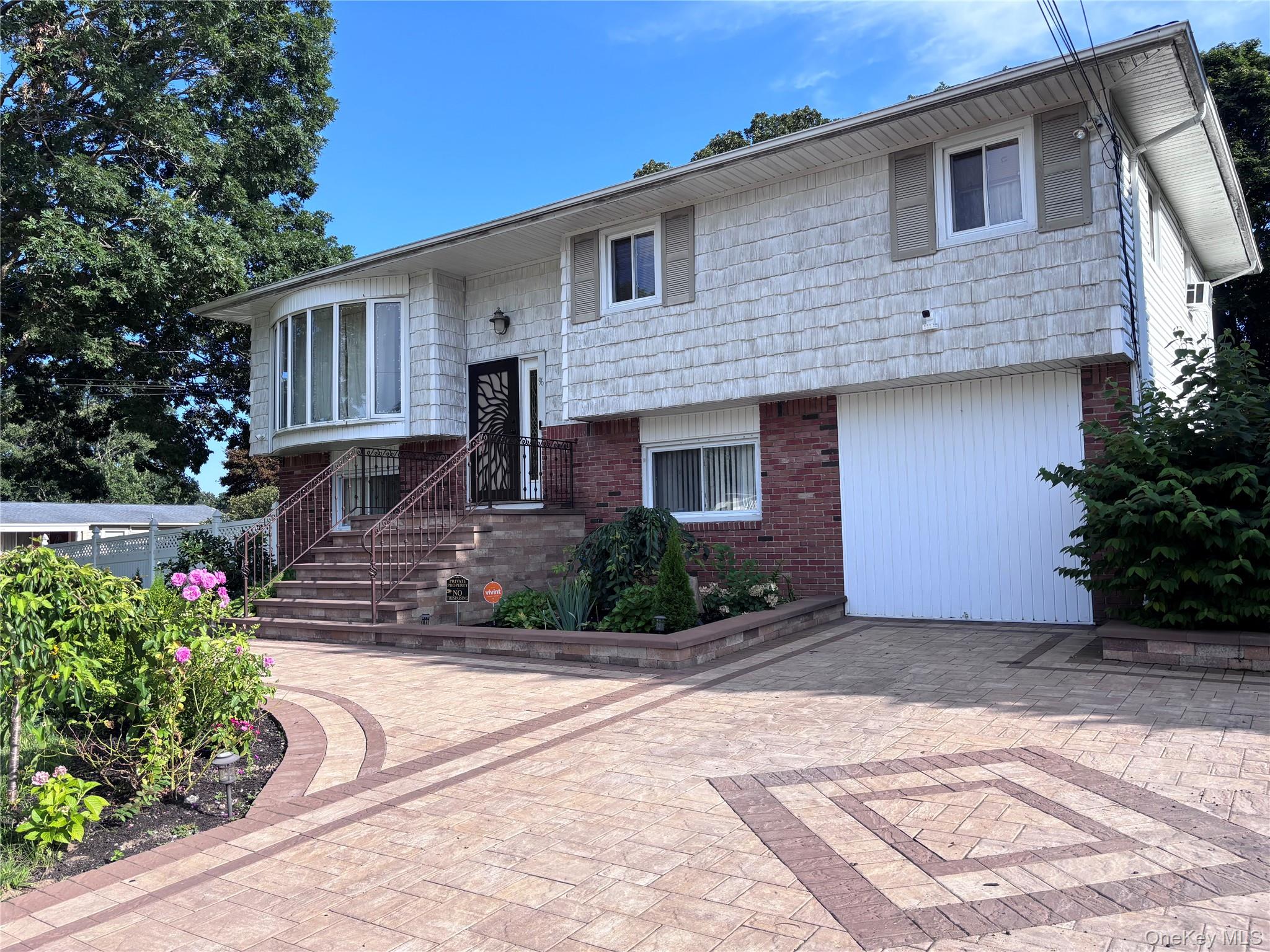 96 Nathalie Avenue – For Sale