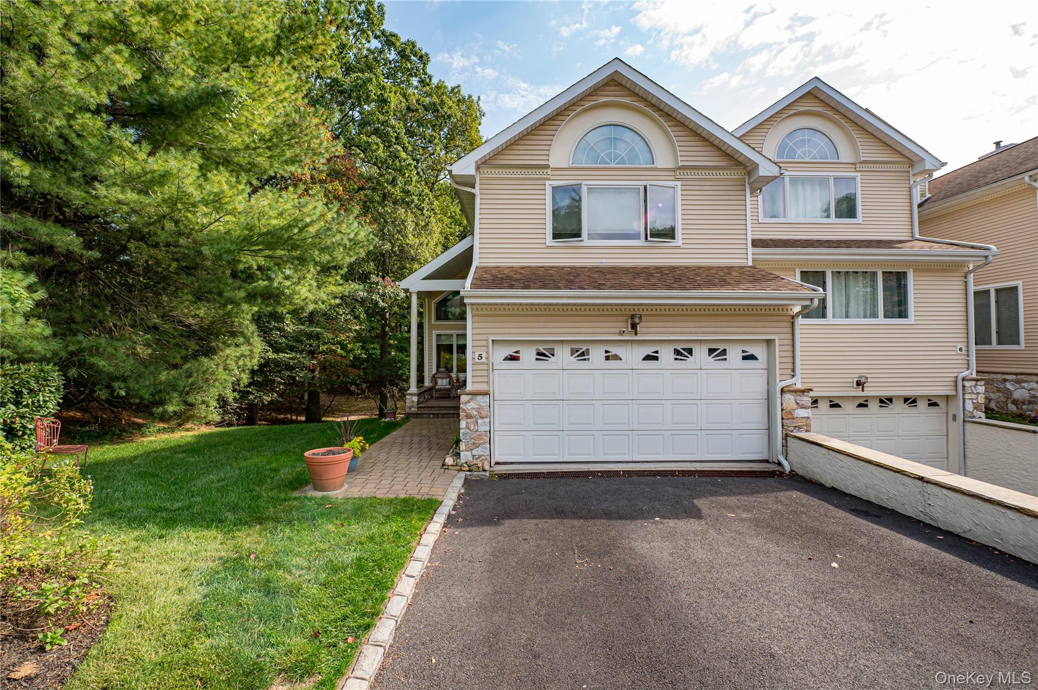 5 Princess Tree Court – For Sale
