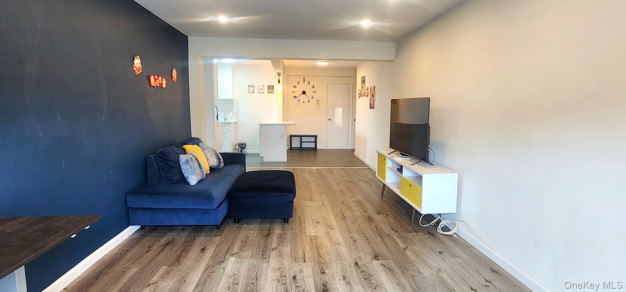 84-20 51st Avenue, Unit 2K photo 8