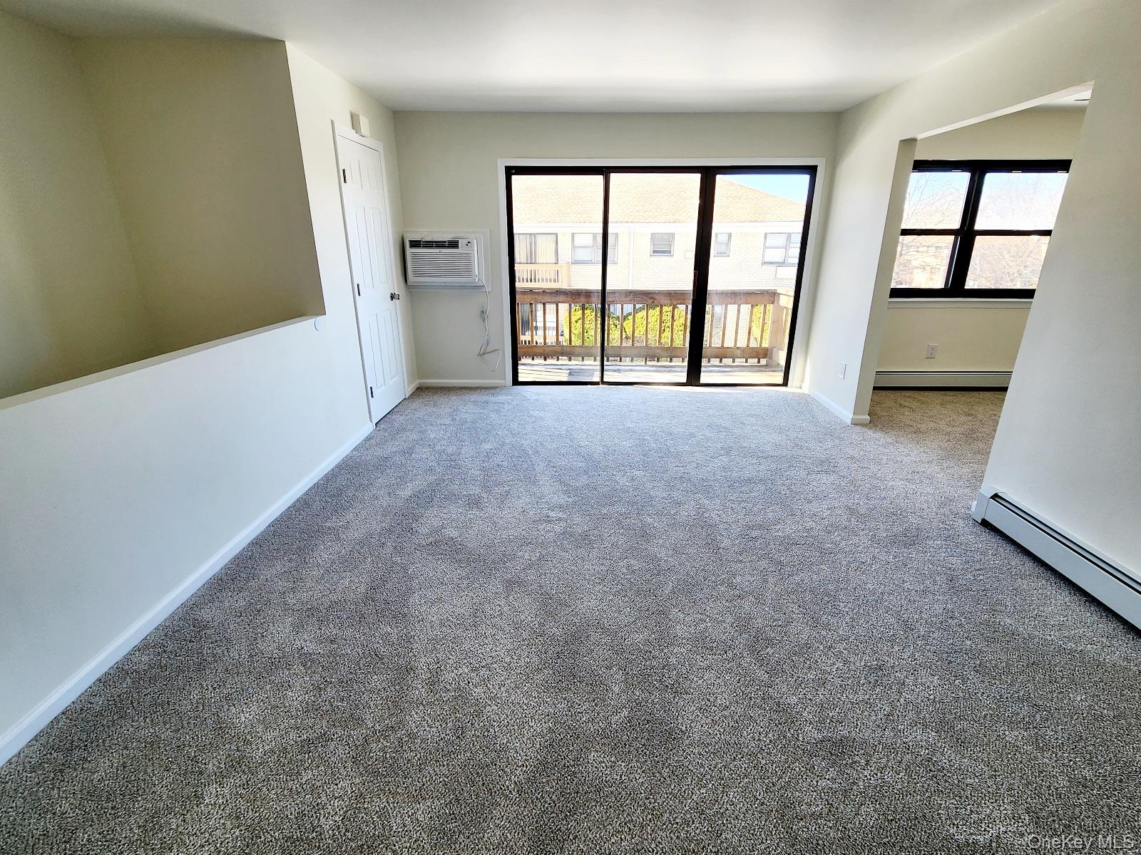 196 SNEDEN Place, Unit 196 photo 4