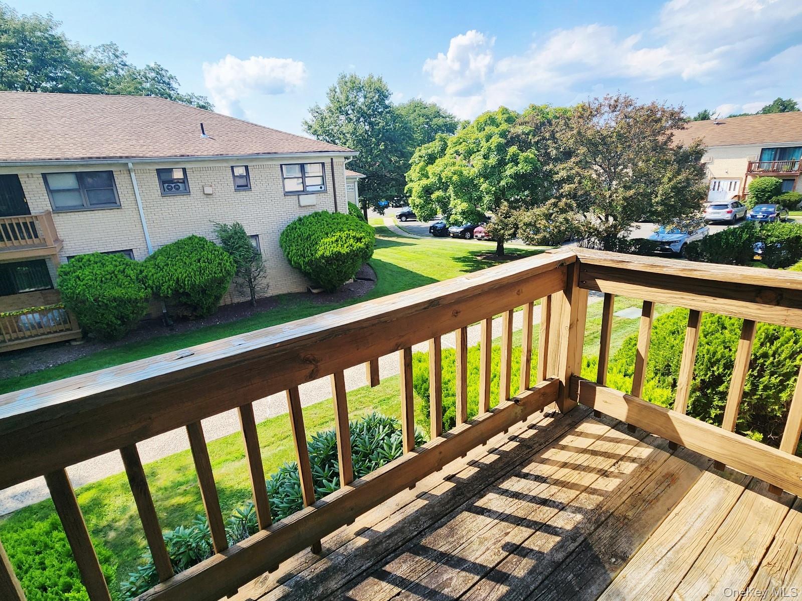 196 SNEDEN Place, Unit 196 photo 6