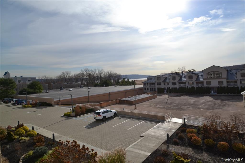 318 Harbor Cove, Unit 318 photo 8