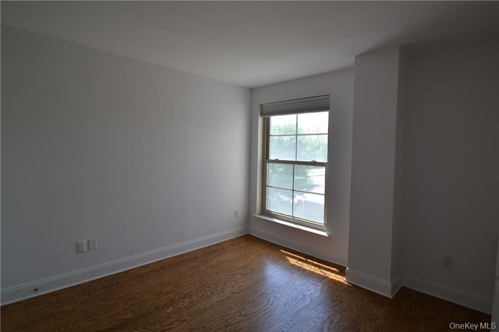 318 Harbor Cove, Unit 318 photo 14