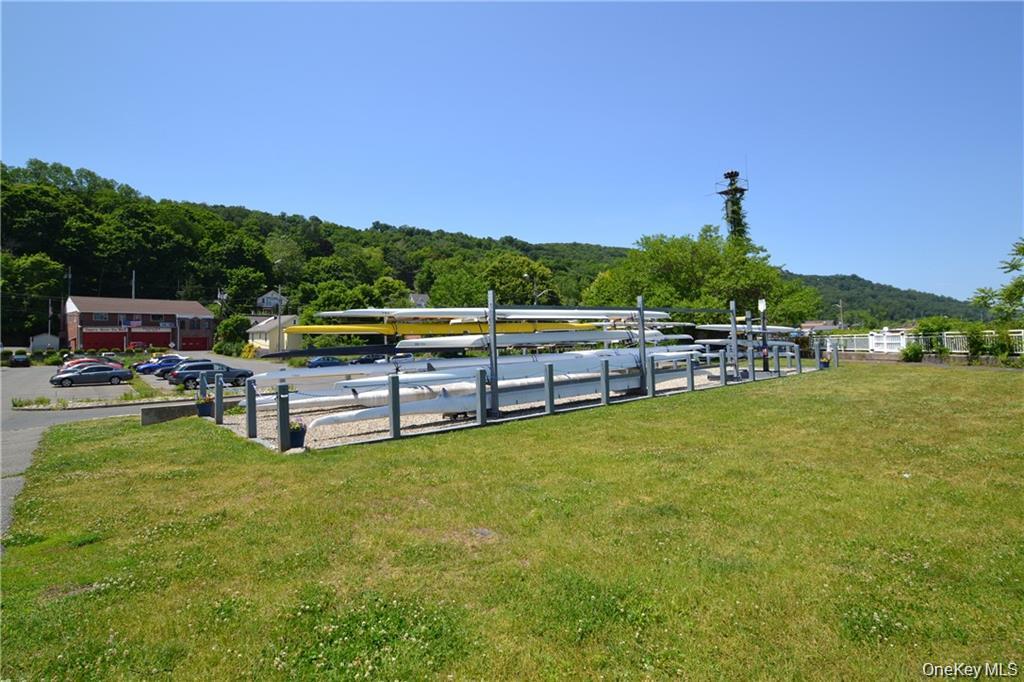 318 Harbor Cove, Unit 318 photo 4