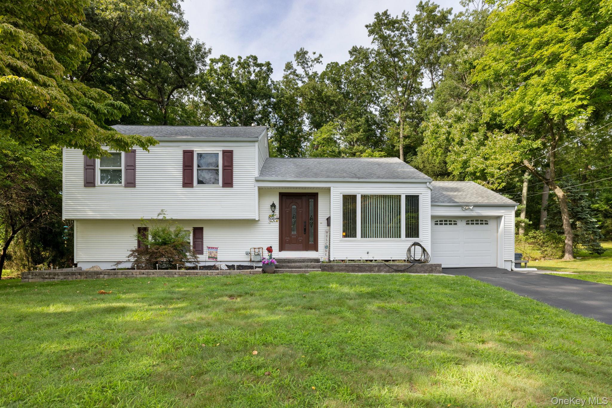7 Windmill Lane – For Sale photo 4