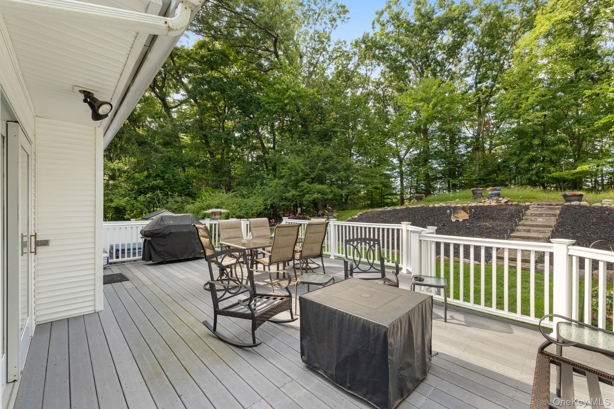 7 Windmill Lane – For Sale photo 30