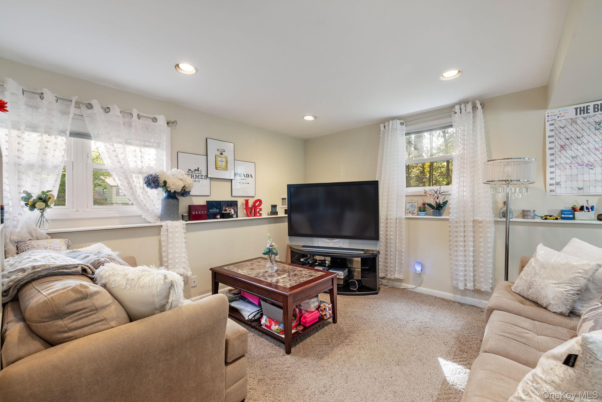 7 Windmill Lane – For Sale photo 23