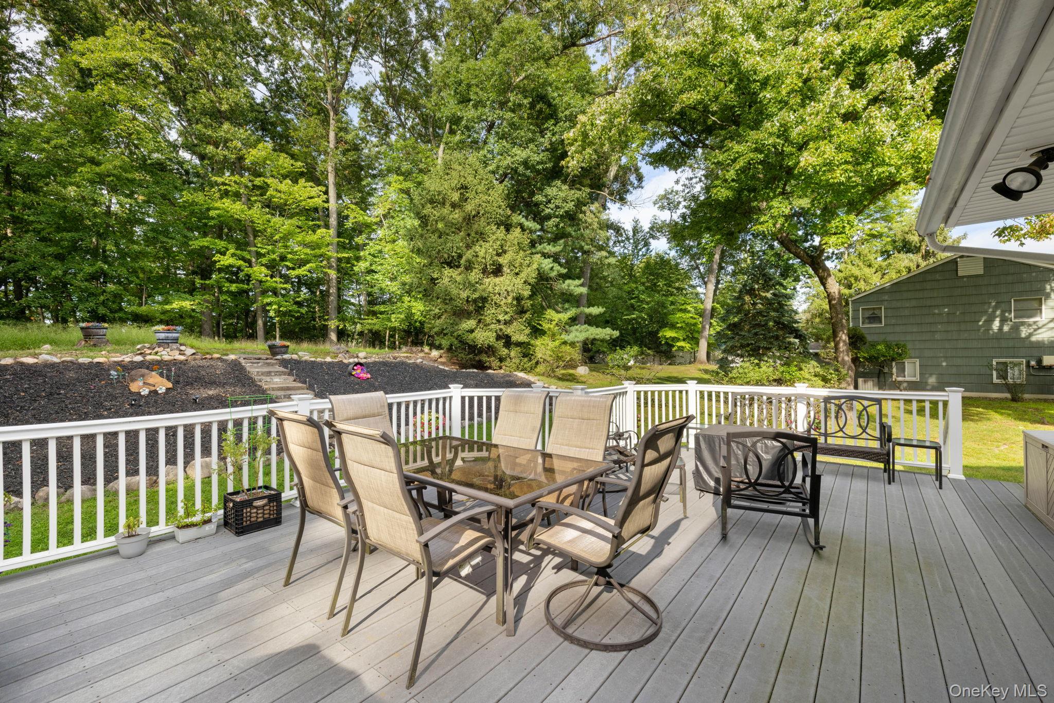 7 Windmill Lane – For Sale photo 31