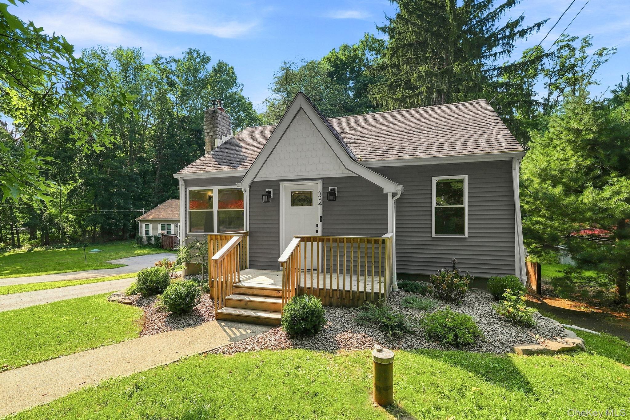 32 Red Oaks Mill Road – For Sale photo 2