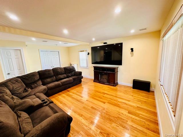 626 W Wyngate Drive W – For Sale photo 3