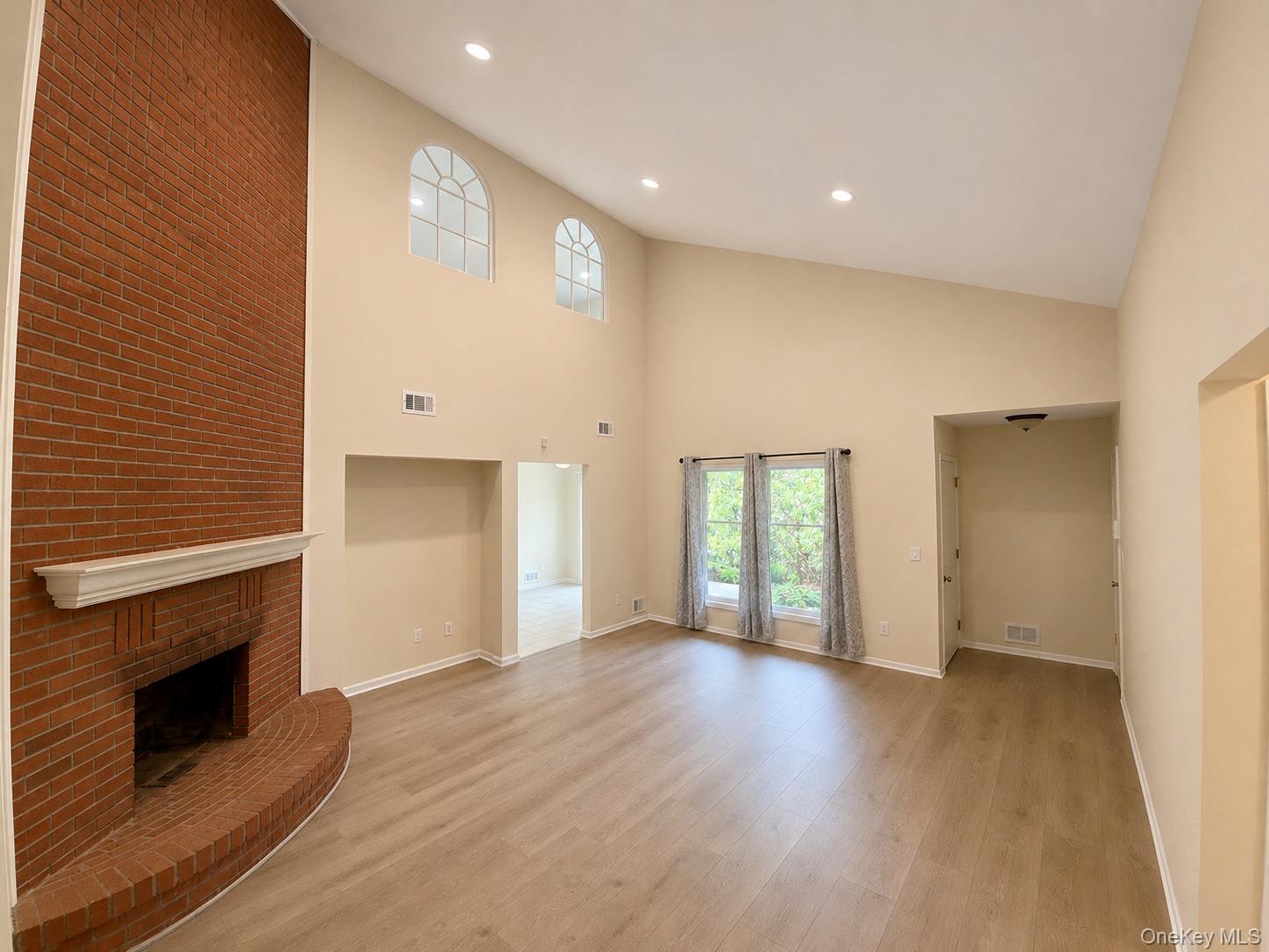 23 Weathervane Way – For Rent photo 4