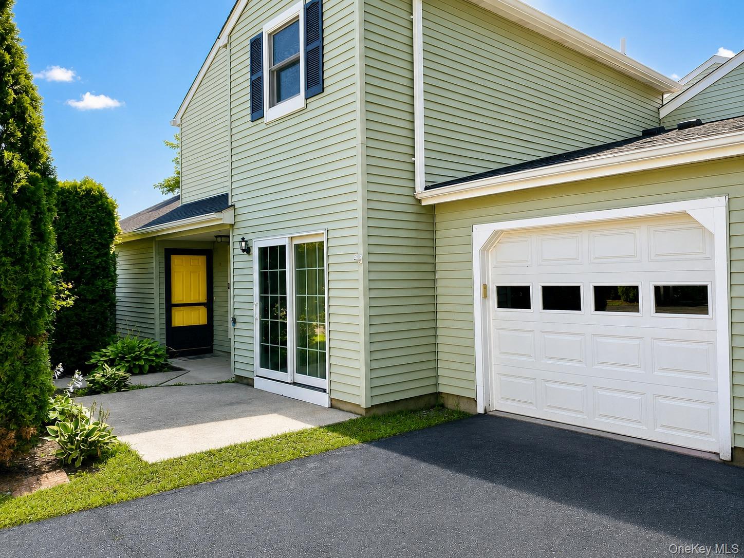 23 Weathervane Way – For Rent