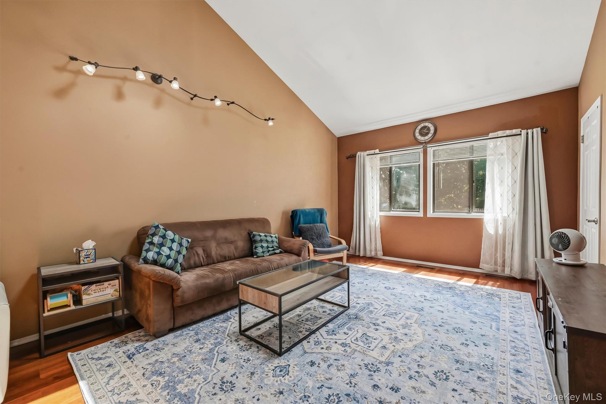 25 College Avenue, Unit 102 photo 15