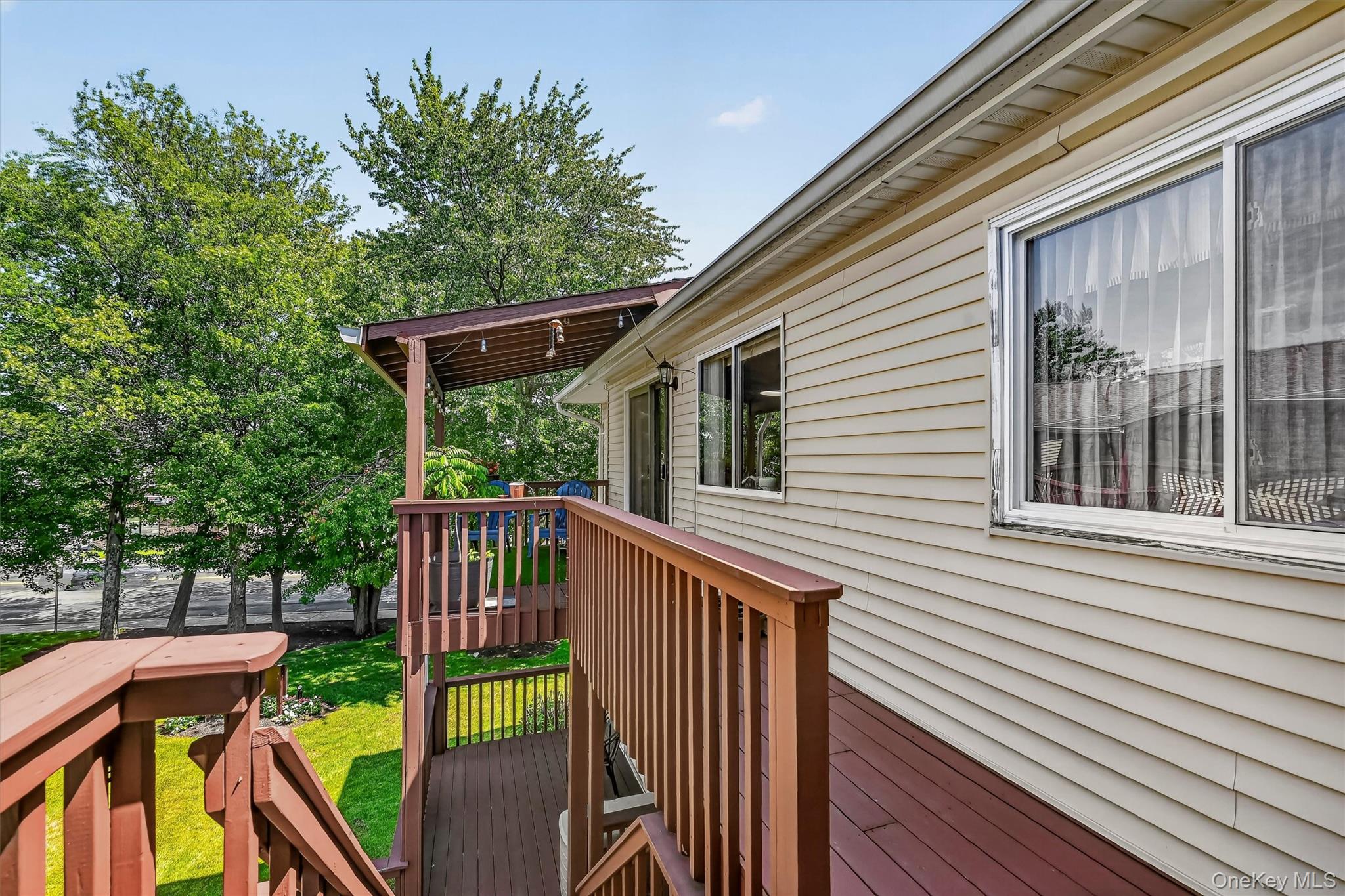 25 College Avenue, Unit 102 photo 32