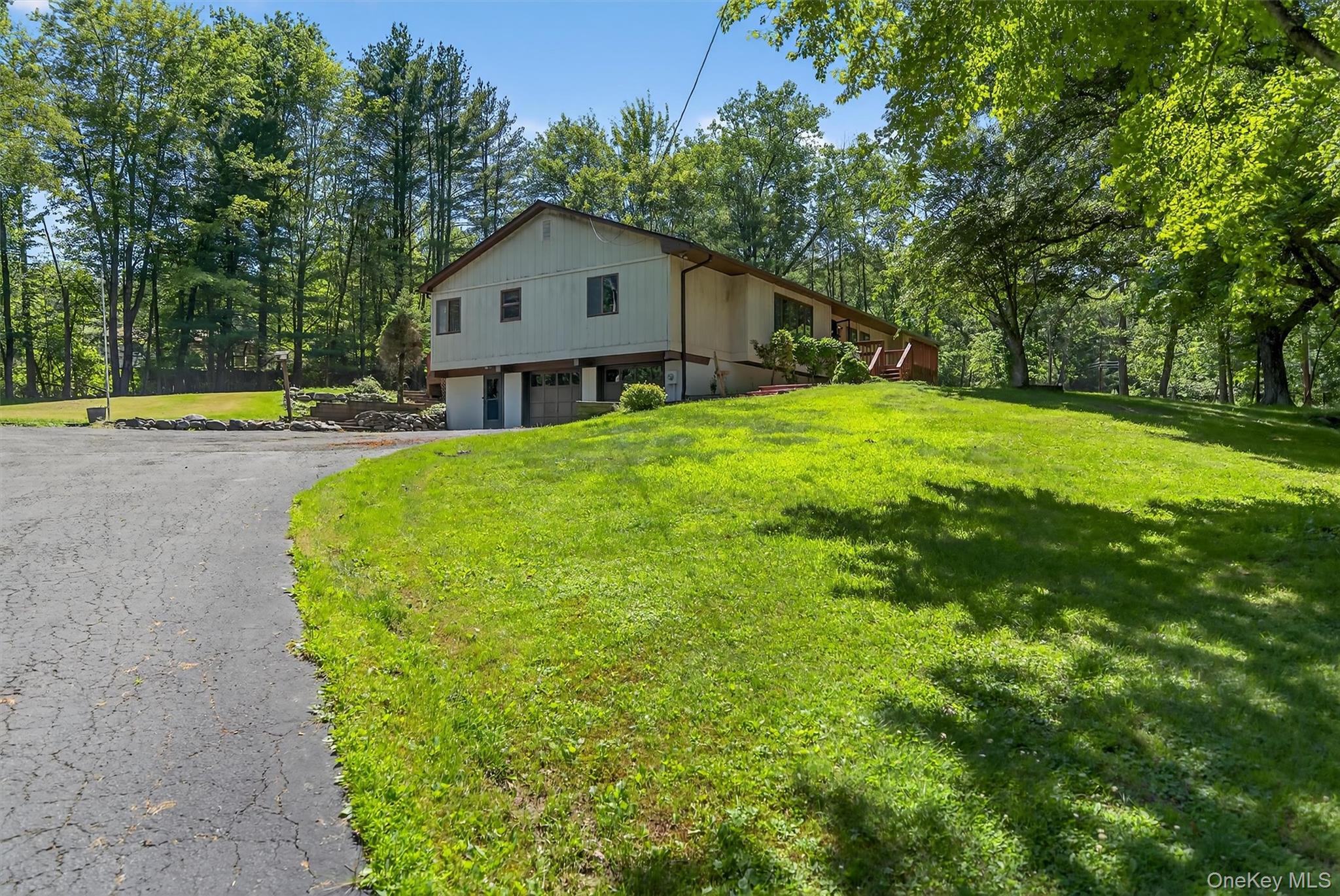 351 Ski Run Road – For Sale photo 6