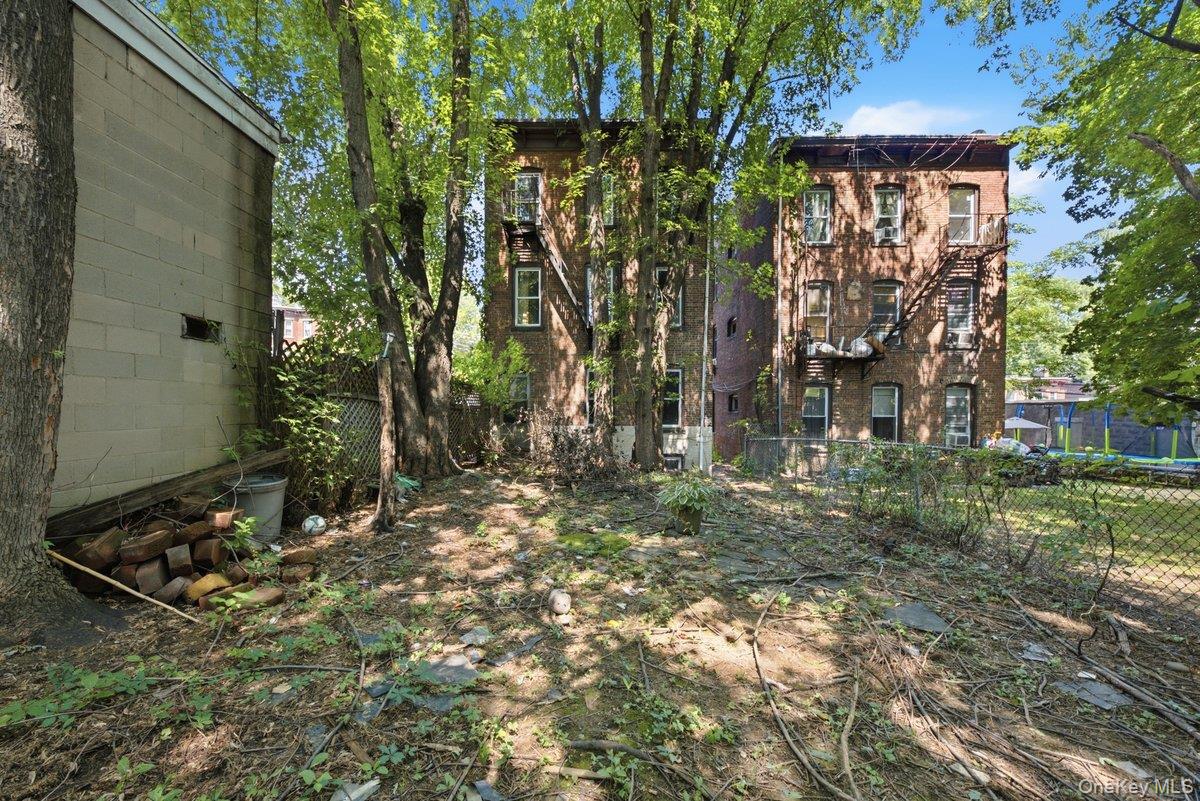 145 Renwick Street – For Sale photo 27