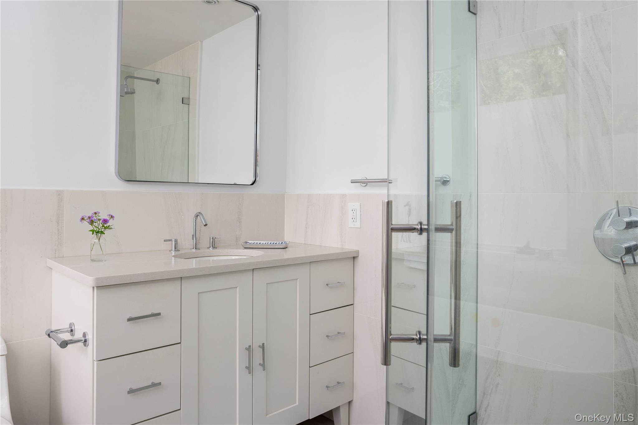 225 Lakeside Drive S – For Sale photo 13