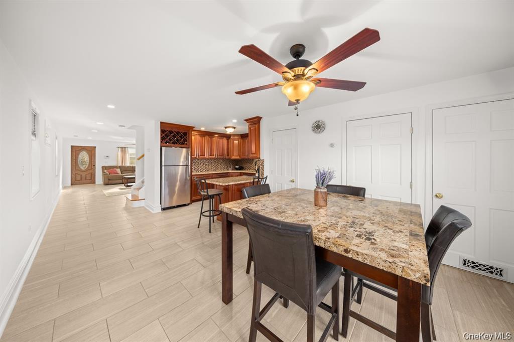 19 W 13th Road – For Sale photo 3