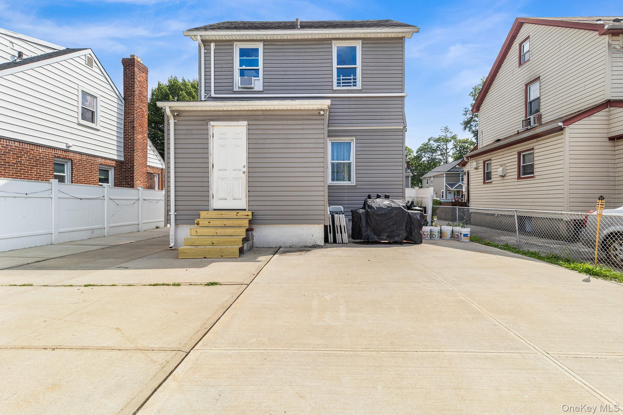 129 Lawson Street – For Sale photo 21