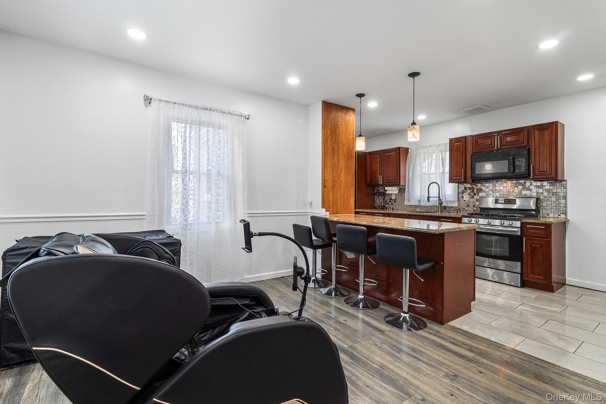 129 Lawson Street – For Sale photo 6