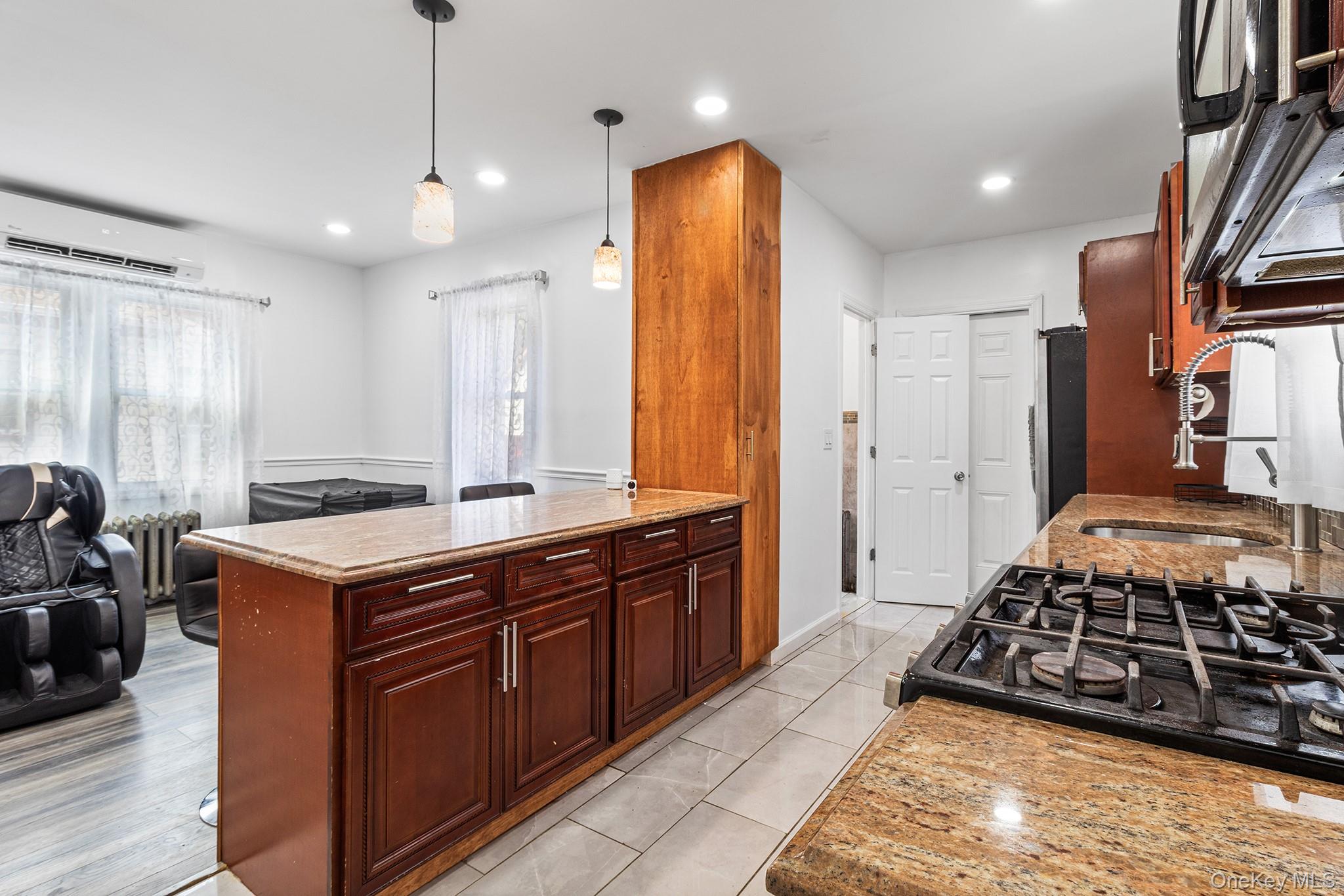 129 Lawson Street – For Sale photo 11